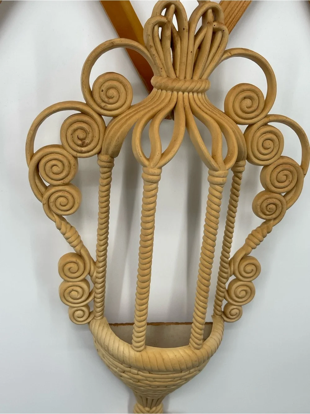 Burwood 1972 Decorative Wicker-Style Wall Basket